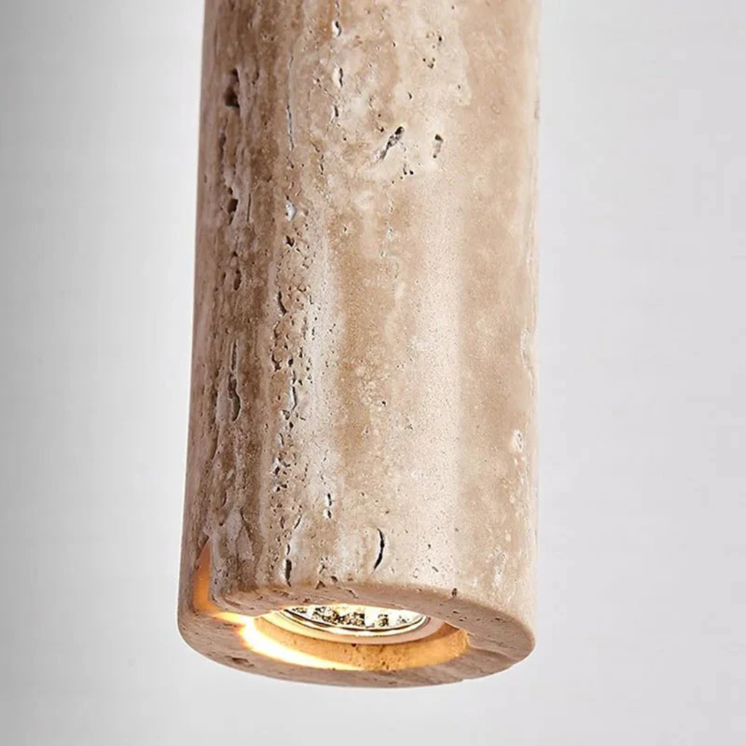 Elegant LED Kandelaber i Travertin – Minimalistisk Design