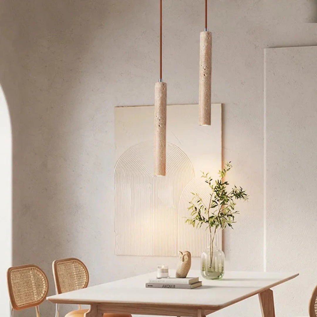 Elegant LED Kandelaber i Travertin – Minimalistisk Design