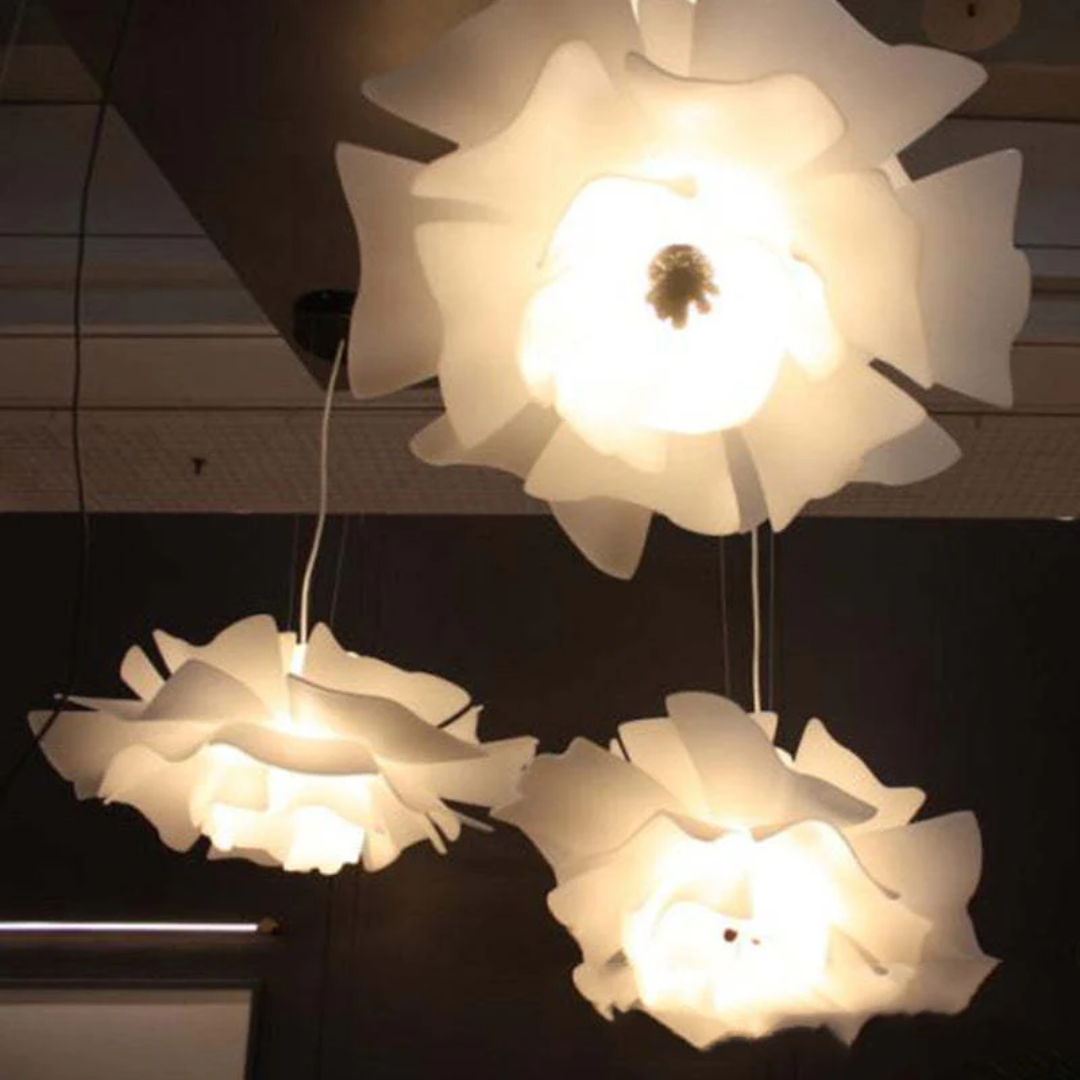 Elegant Blomformad Pendellampa – Modern Belysning