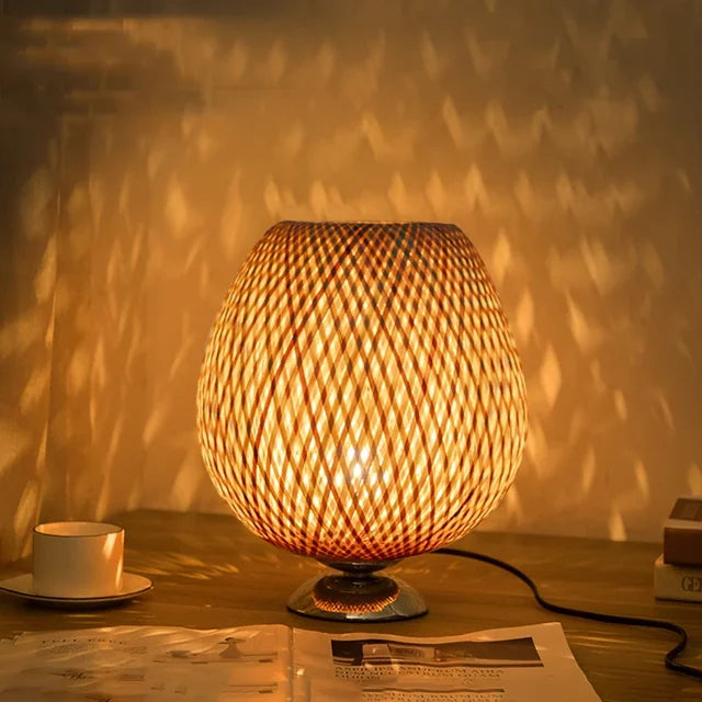 Vintage Bambu Bordslampa – Rustik & Elegant