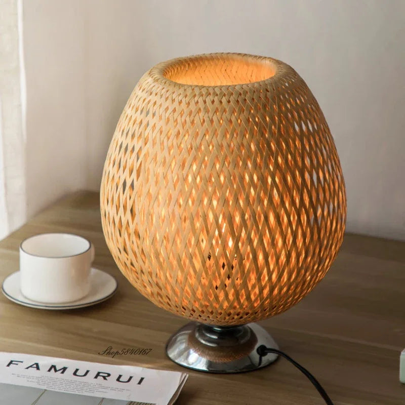 Vintage Bambu Bordslampa – Rustik & Elegant