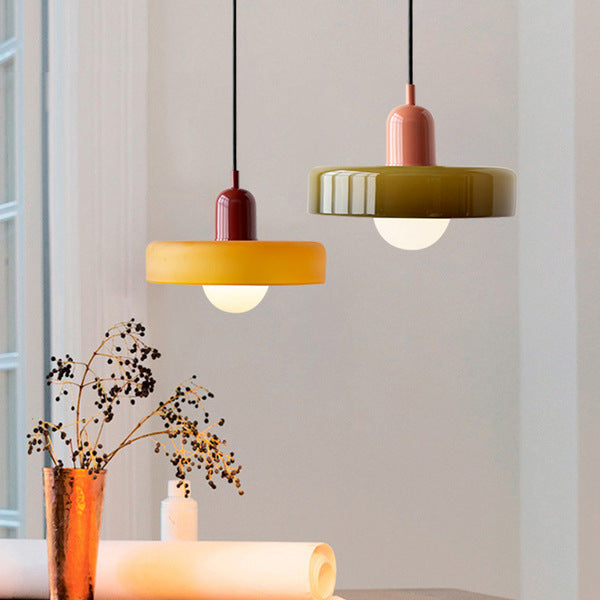 Elegant Bauhaus Pendellampa i Färgat Glas