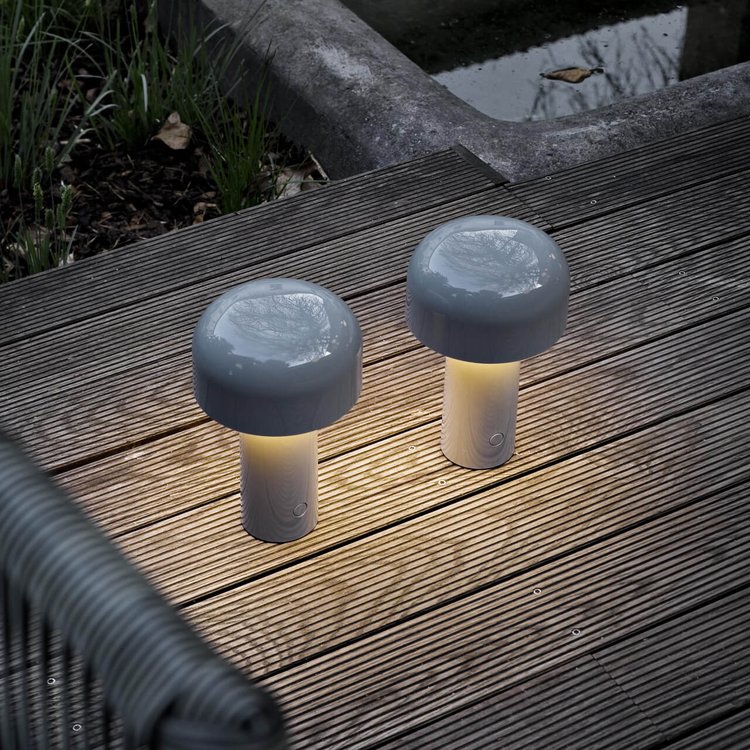 Mångsidig LED Bordslampa med Dimmningsfunktion