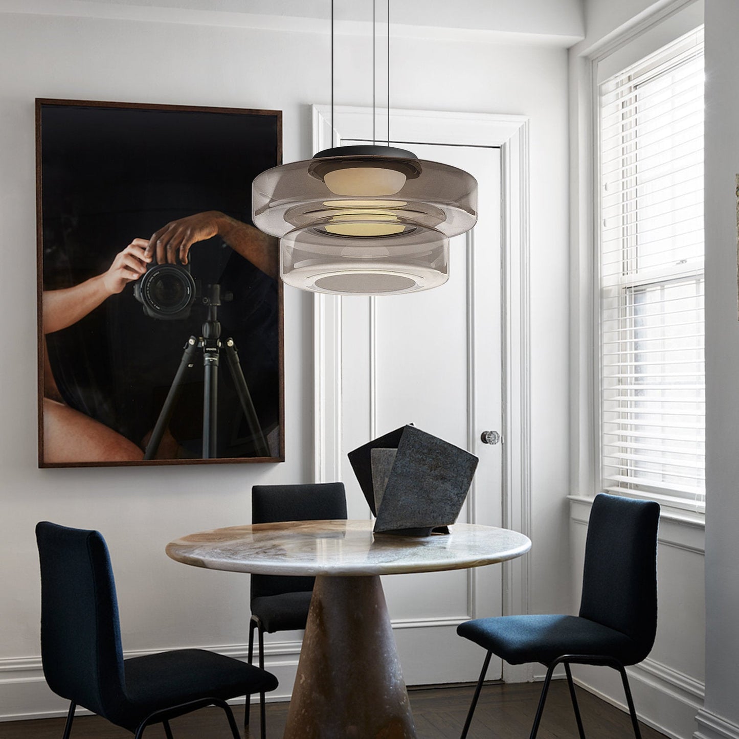 Bauhaus-inspirerad Glaspendellampa – Elegant Belysning