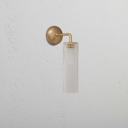 LAMPETT Elegant Vägglampa i Massiv Mässing – Tidlös Belysning för Hemmet