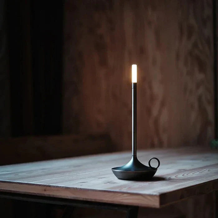 Elegant Dimbar Bordslampa – Stilren & Laddningsbar